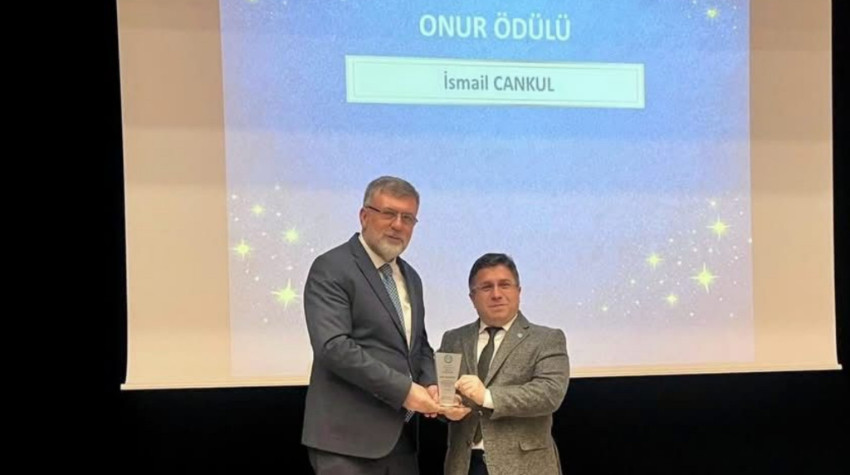 1 Ödül 1 Mesaj: İsmail Cankul BAÜN’de Onur Aldı