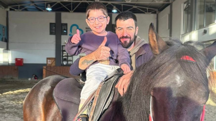 Başkan Akın’ın Projesiyle Özel Çocuklar Ata Binmeyi Öğrendi