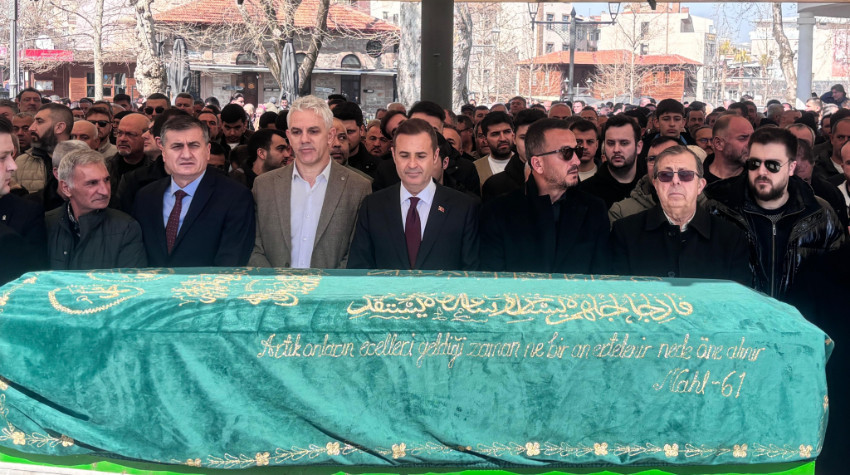 Sinan Ergüven Son Yolculuğuna Uğurlandı