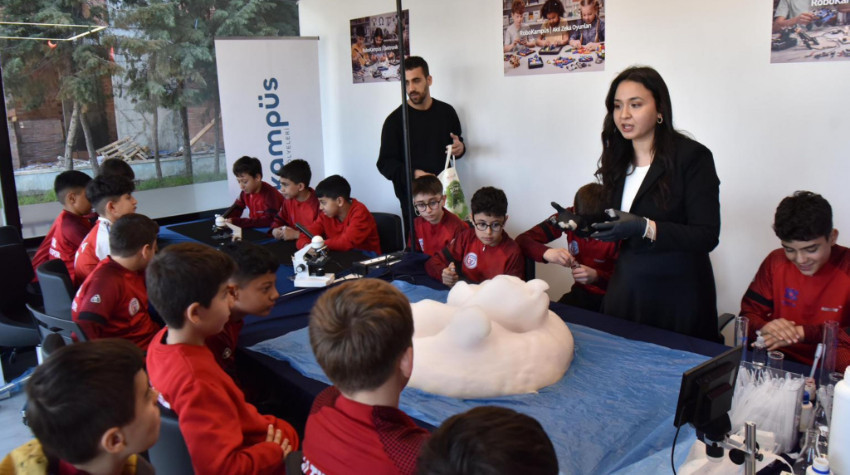 Altıeylül’ün Sporcuları Bilimle Tanıştı