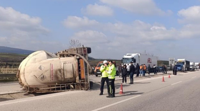 Balıkesir Gönen’de Tır Kazası: 1 Yaralı