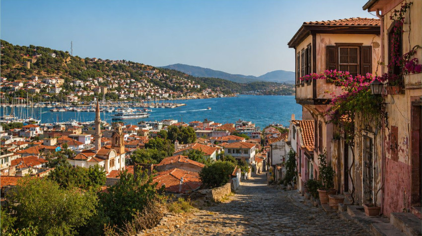 Ayvalık Türkiye’nin En Güzel İlçeleri Arasında Seçildi: İlk 20'de