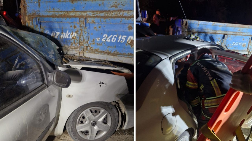 Balıkesir'de Otomobil ile Traktör Çarpıştı: 1 Yaralı
