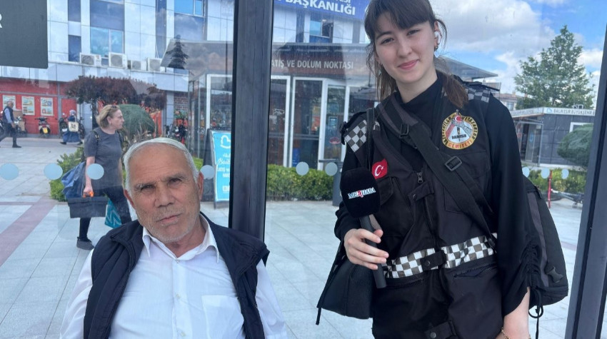 Balıkesirli Vatandaş "Yüzde 90" Diyerek Açıkladı: Hem Kurbanlık Hem Ahmet Akın!