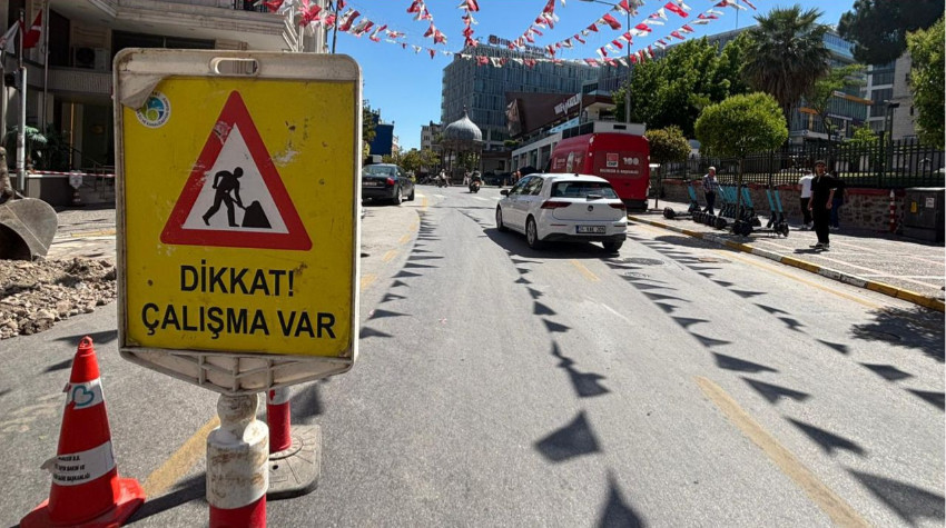 Altıeylül’de Kızılay Caddesi Trafiğe Kapatıldı